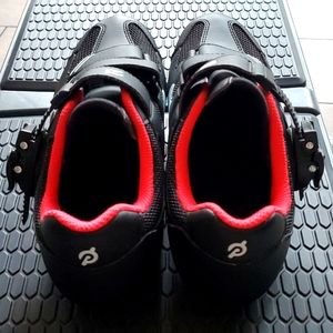 Peloton cycling shoes, size 38